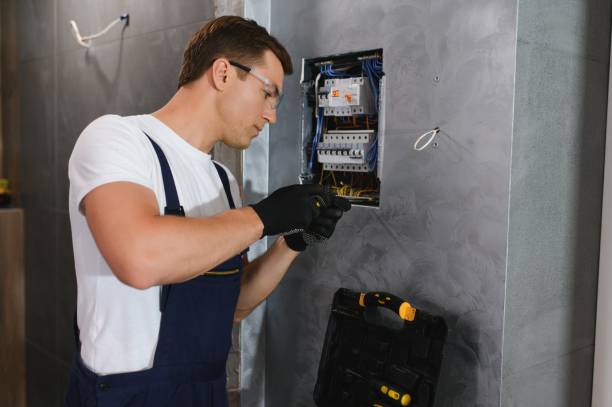 Best Circuit Breaker Repair  in Gilroy, CA